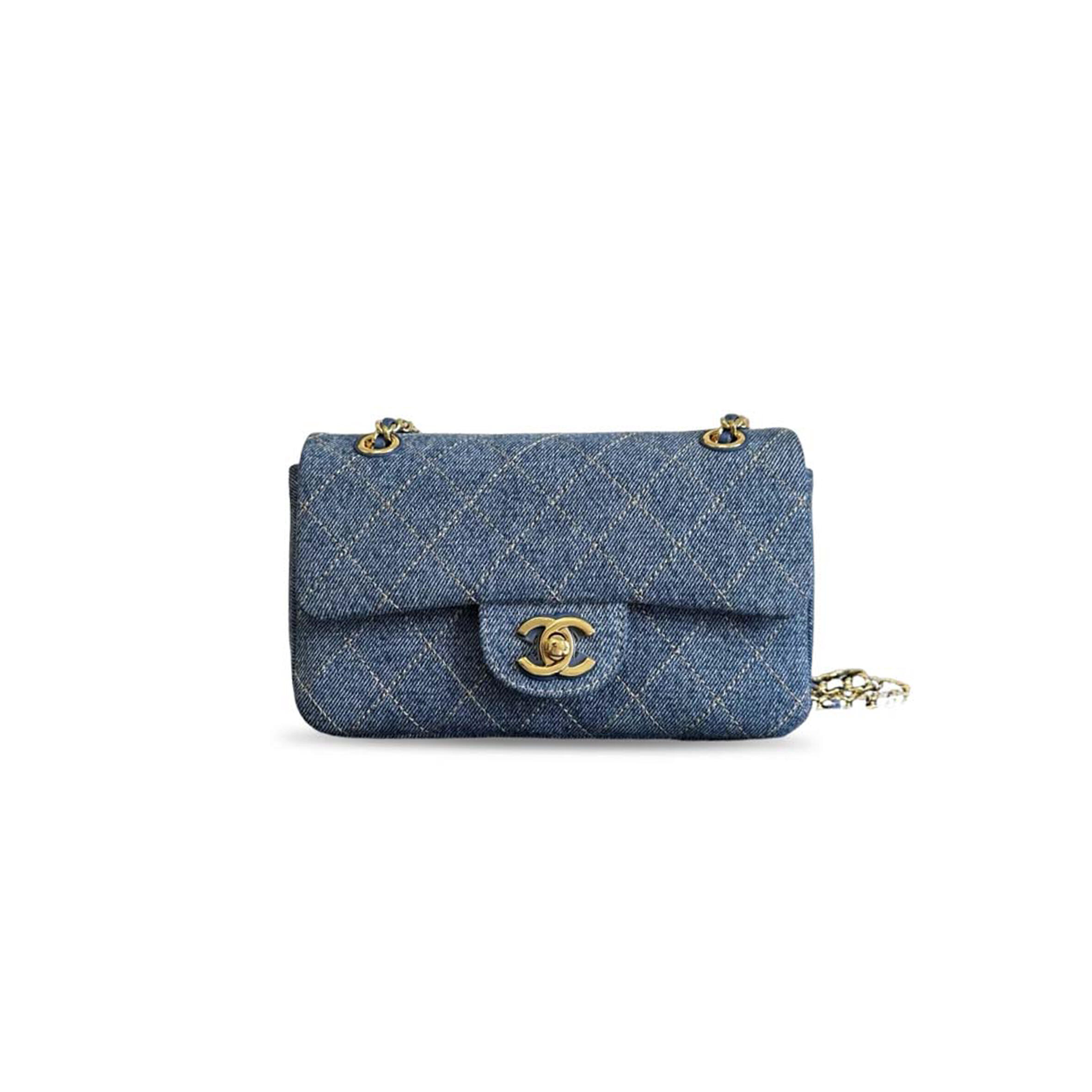 CHANEL BLUE DENIM MINI FLAP BAG AS6627 (20*13*7cm)